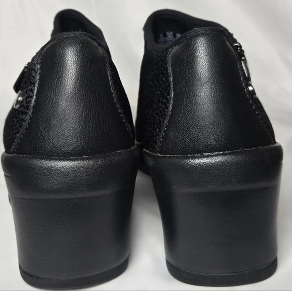 Bzees Enlighten Everyday Black Textured Slip On Booties Shooties Size 8.5 - Picture 12 of 14